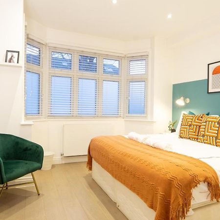 A Beautiful One Bedroom Flat With Garden & Parking Милл-Хилл Экстерьер фото